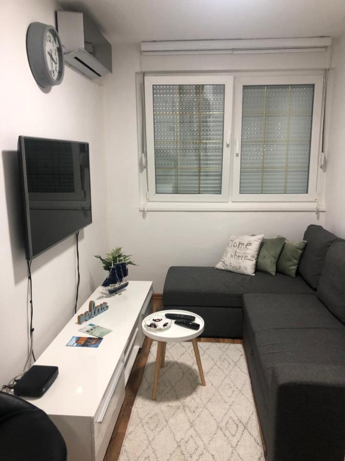 Welcome To The Apartment Mesic- Airport Szarajevó Kültér fotó